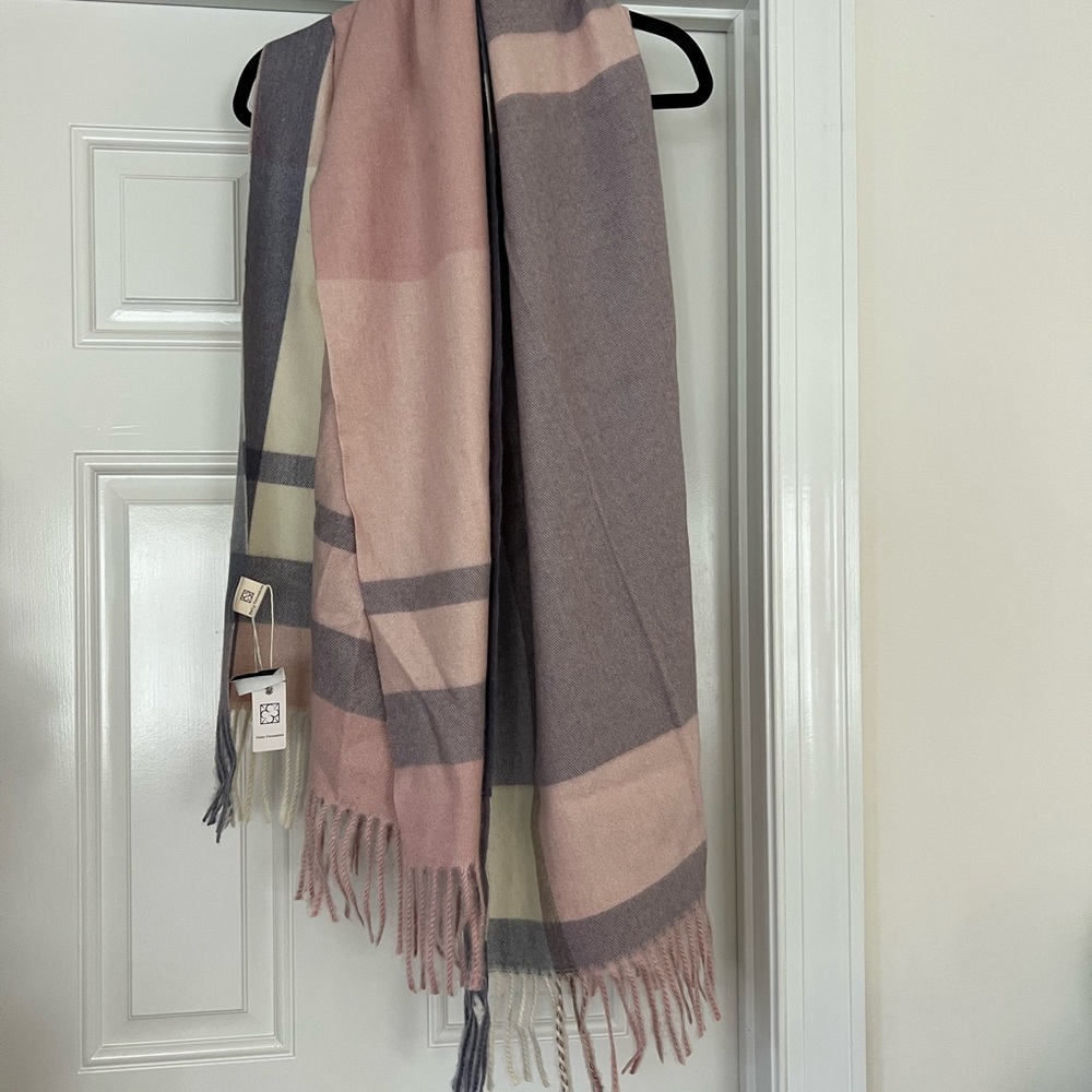 Elegant Pink and Gray Plaid Scarf